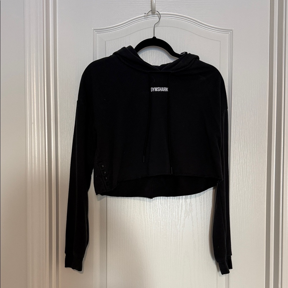 Gymshark Women's Black Cropped Sweatshirt